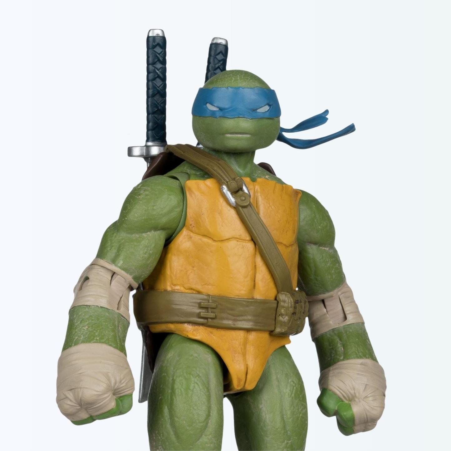 Close-up front shot of Leonardo action figure with sheathed katanas on his back