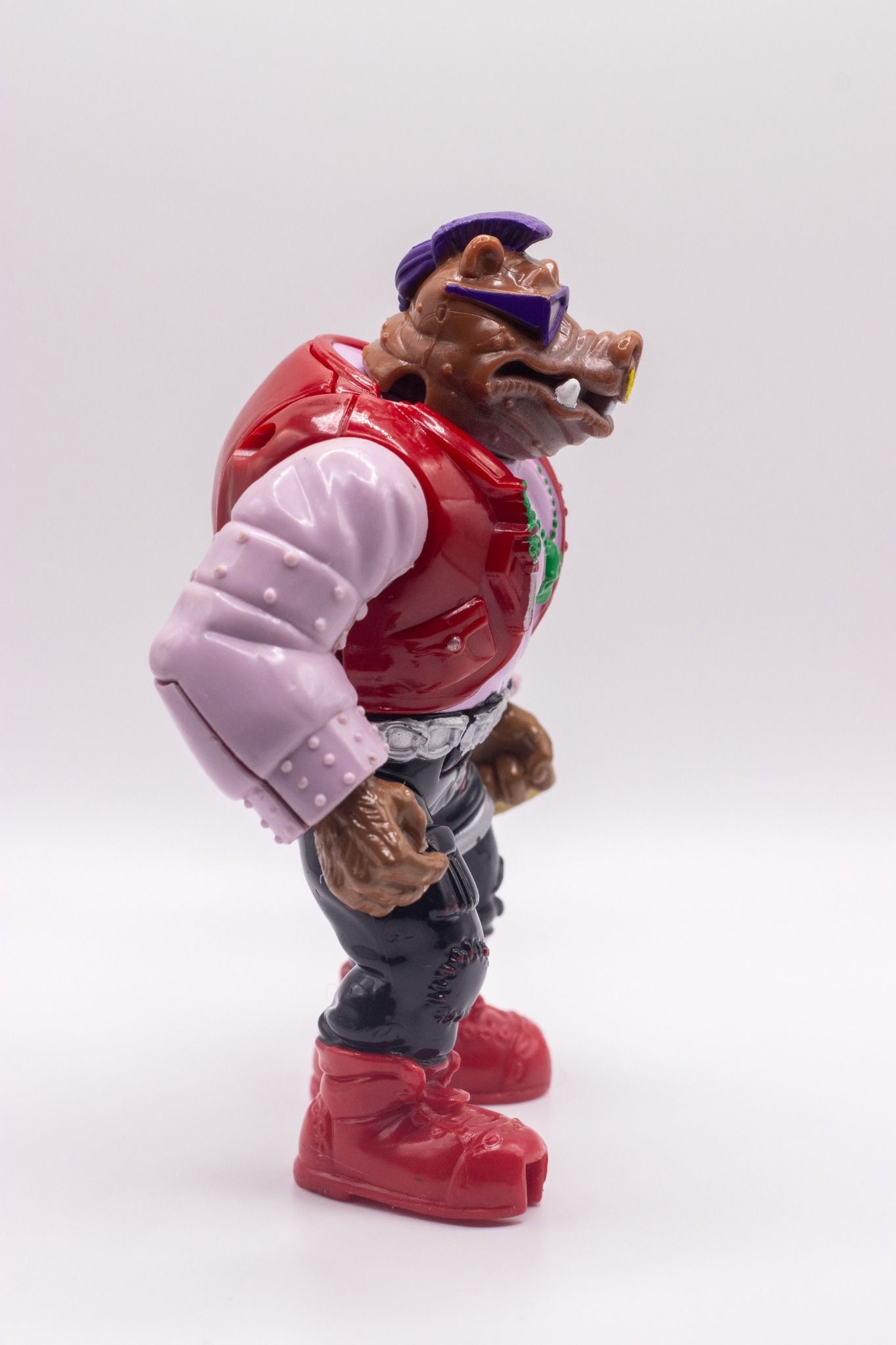 Right side profile of Mutatin’ Bebop action figure in mutated form