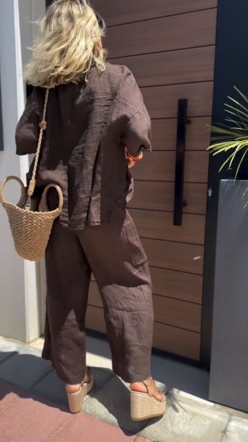 Casual loose cotton and linen short-sleeved trousers suit