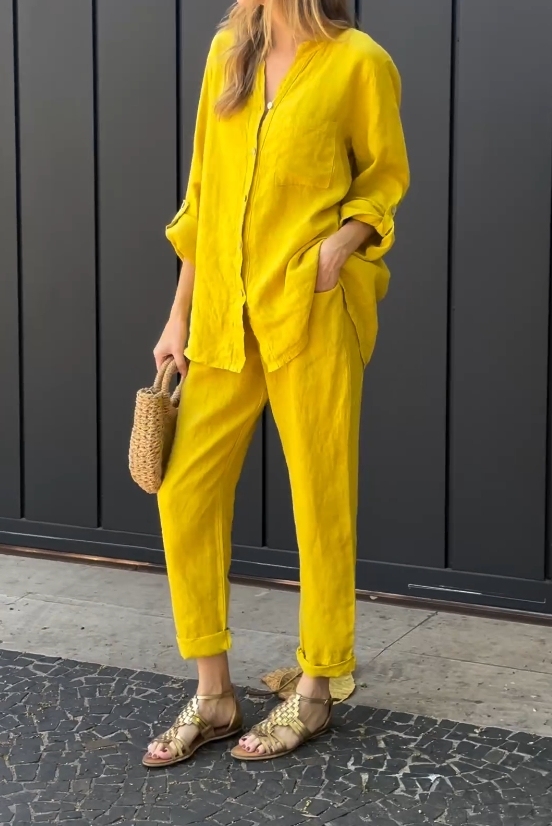 Casual cotton and linen shirt and trousers two-piece suit