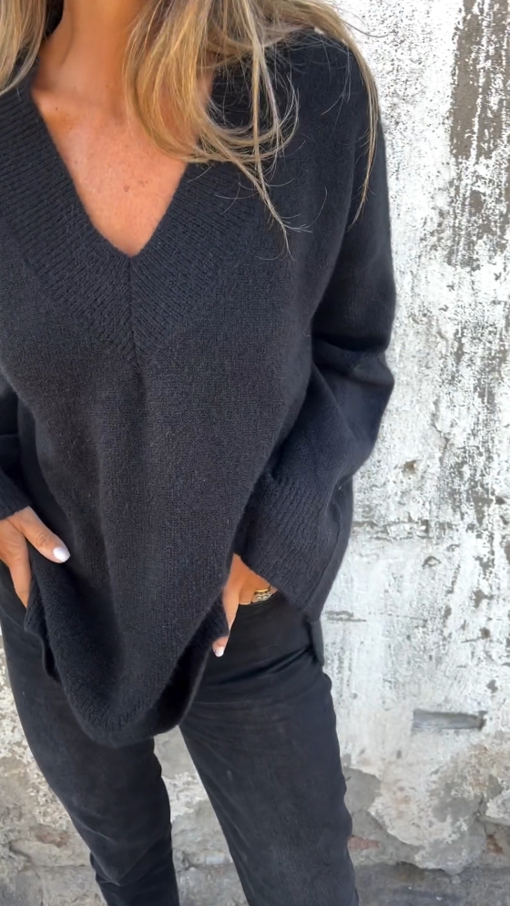 2024 New winter cashmere V-neck loose bright color sweater