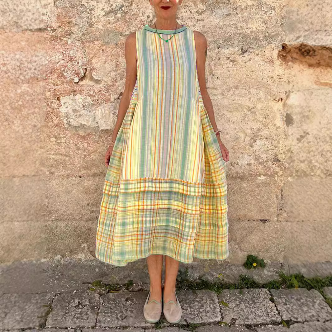 Ladies cotton and linen fresh sleeveless printed dress