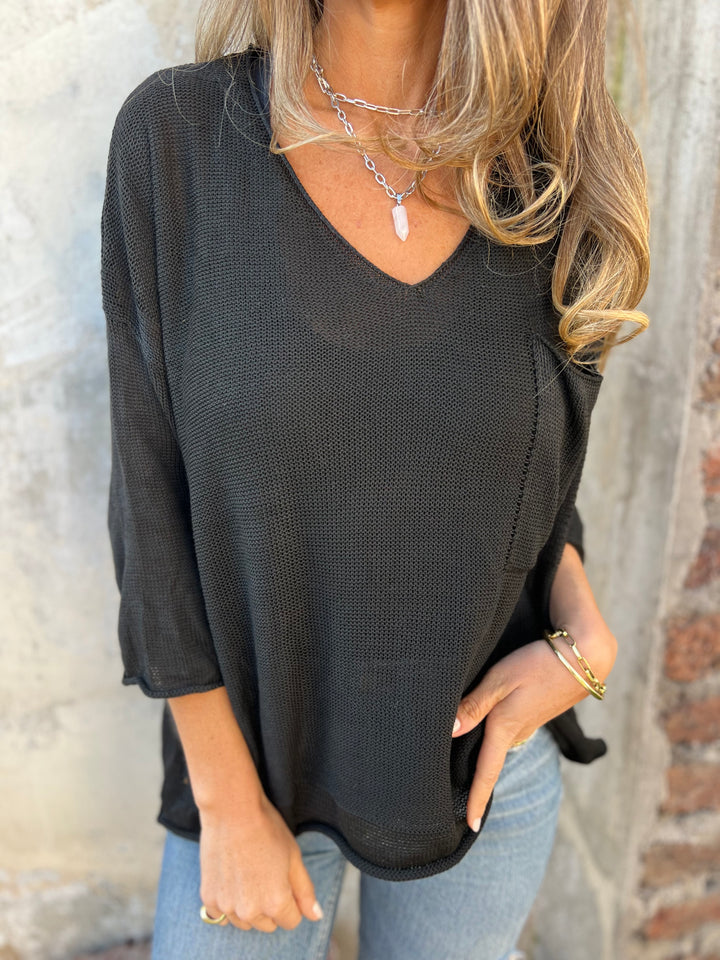 Women's solid color three-quarter sleeve V-neck knitted pullover