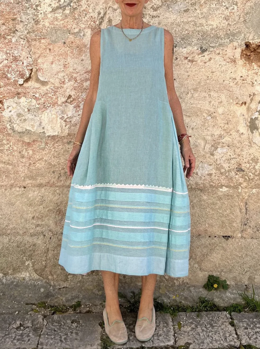 Ladies cotton and linen fresh sleeveless printed dress