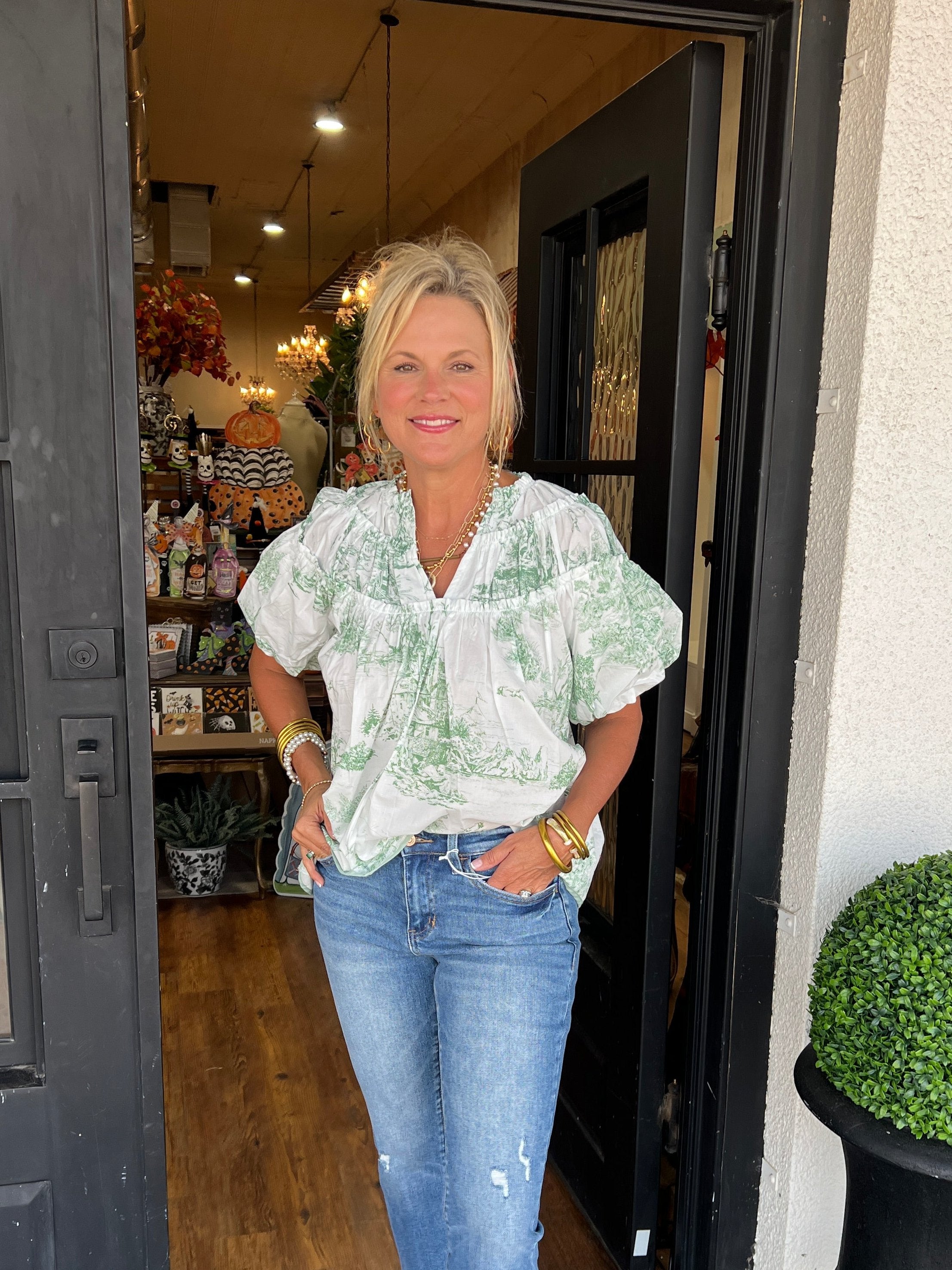 V-neck puff sleeve printed short-sleeved shirt