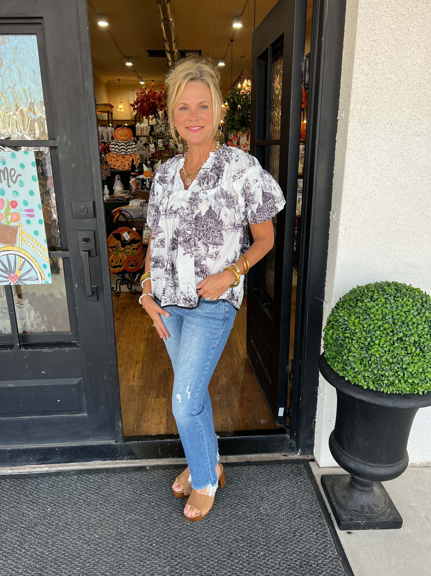 V-neck puff sleeve printed short-sleeved shirt