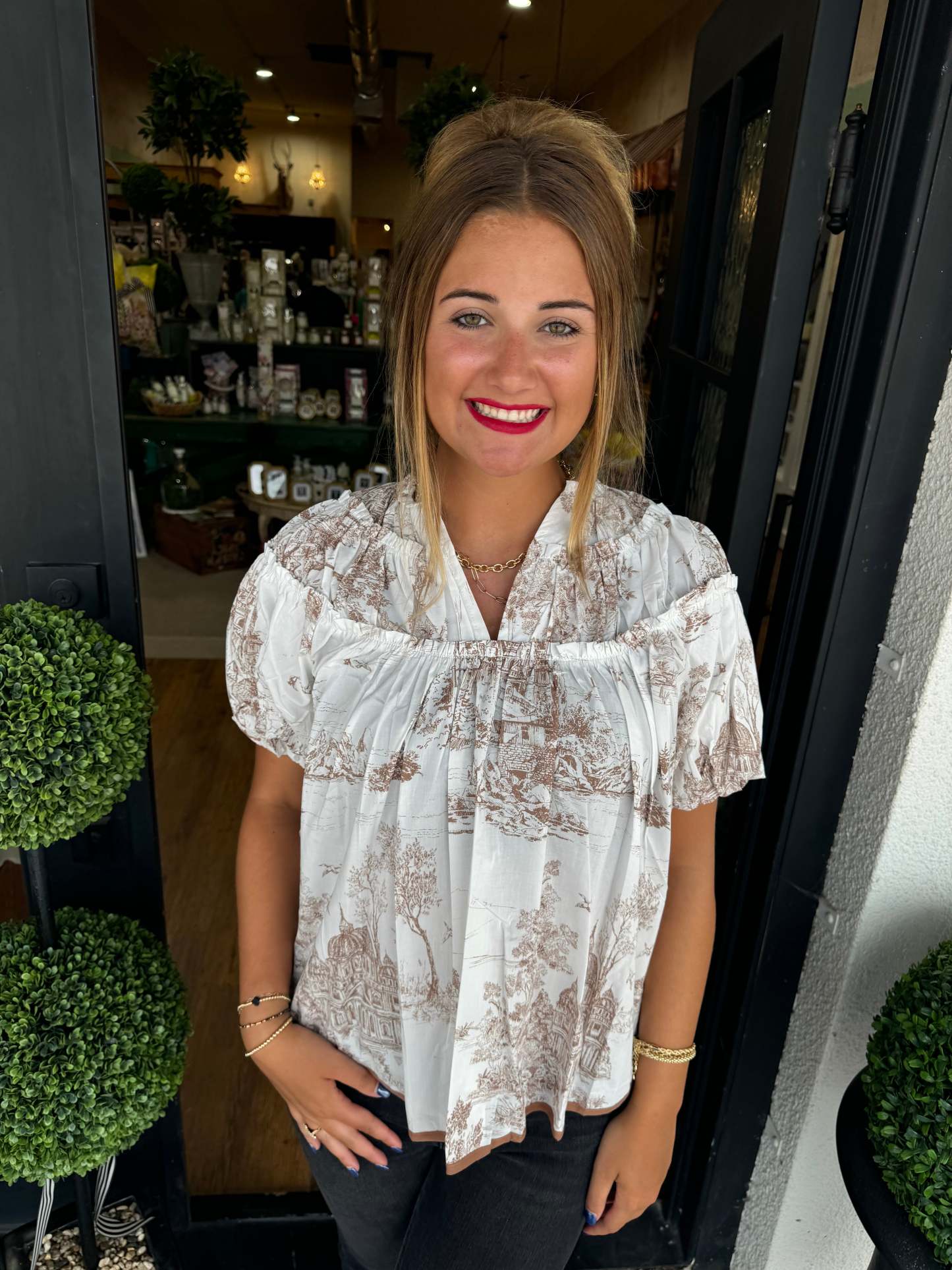 V-neck puff sleeve printed short-sleeved shirt
