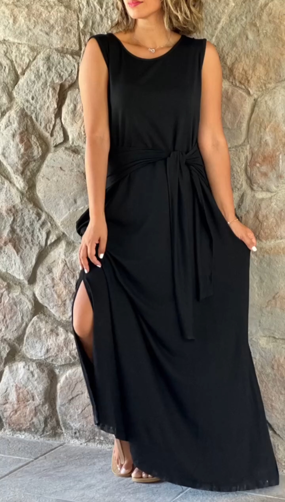 Waist tie slit flowy maxi skirt with pockets