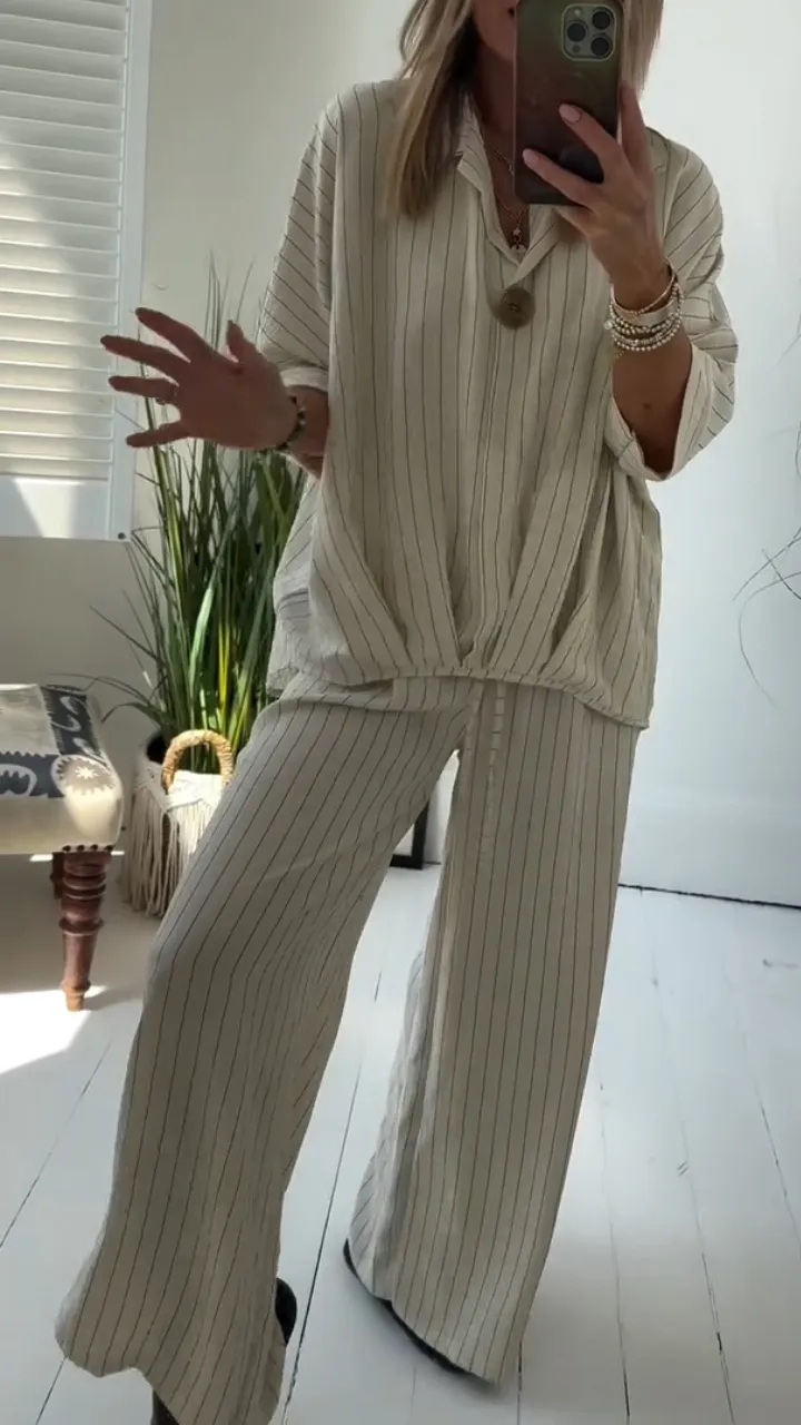 2025 New Ladies' Collar Striped Loose Casual Suit