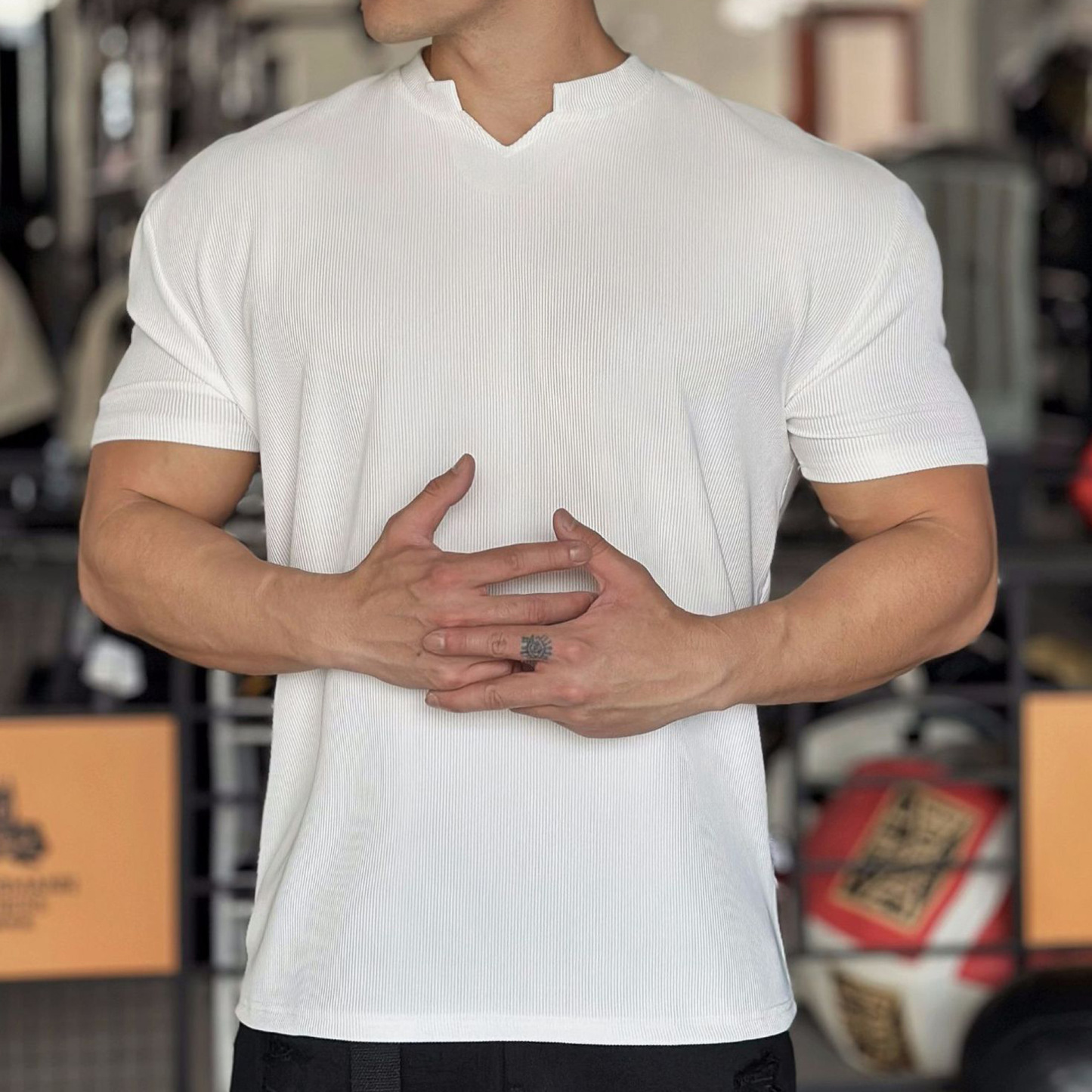 Textured shoulder pads, anti-wrinkle quick-drying fitness wear, sports short-sleeved T-shirt