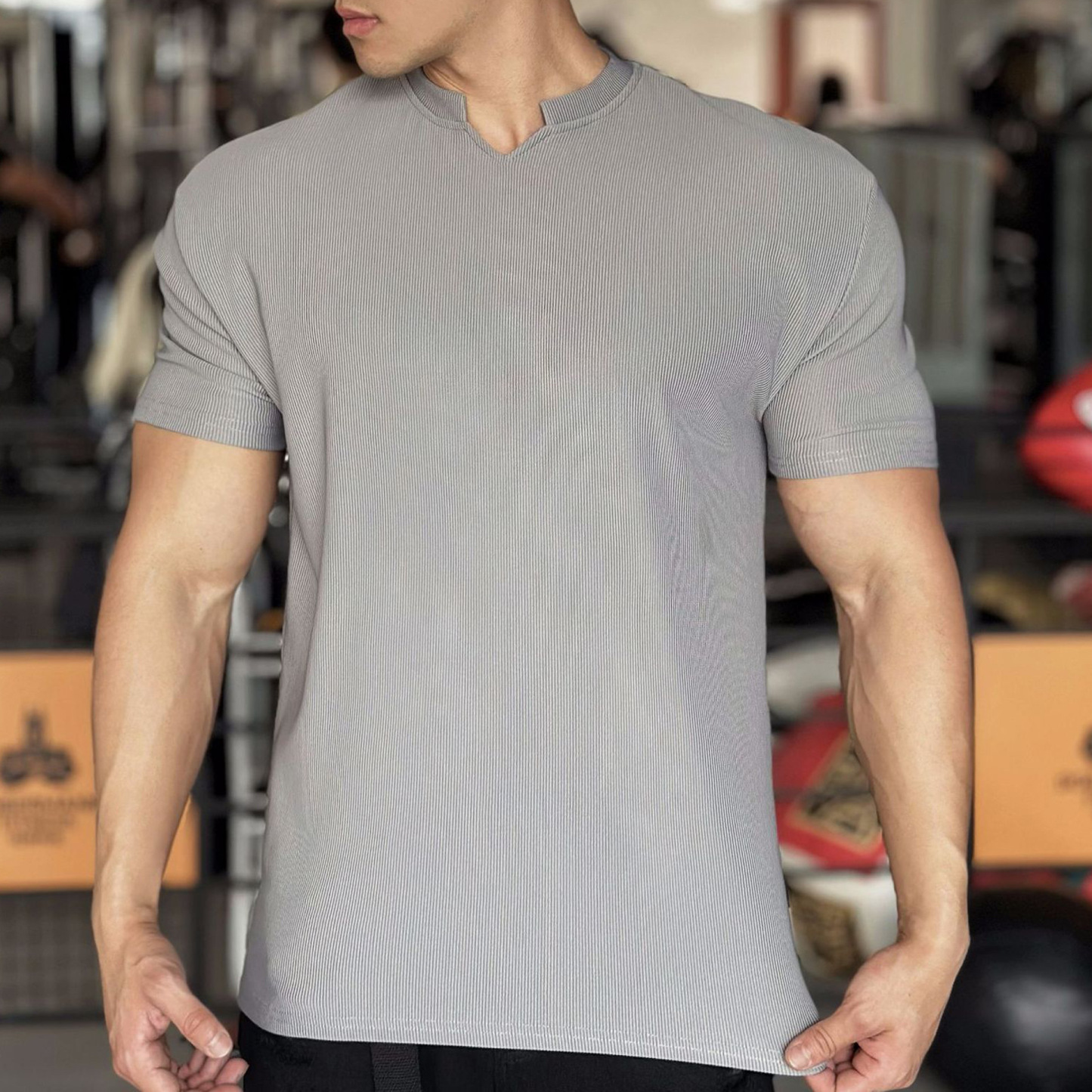Textured shoulder pads, anti-wrinkle quick-drying fitness wear, sports short-sleeved T-shirt