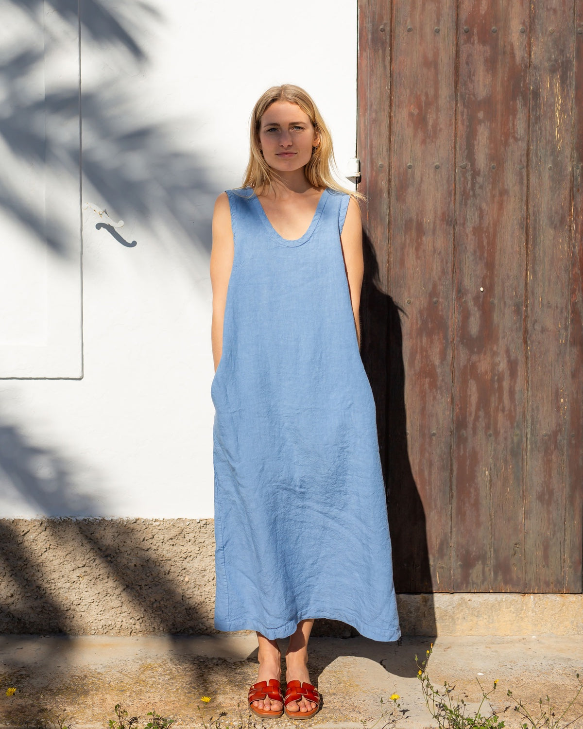 2024 Loose sleeveless cotton and linen pocket long skirt