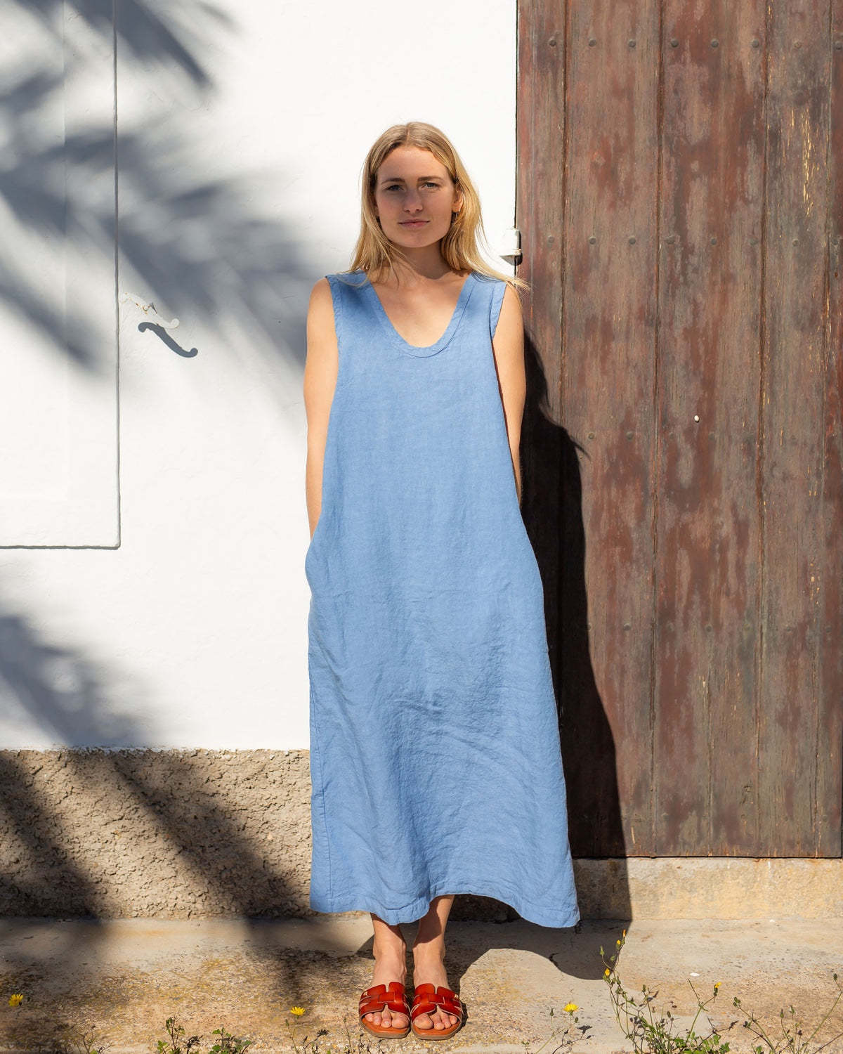 2024 Loose sleeveless cotton and linen pocket long skirt