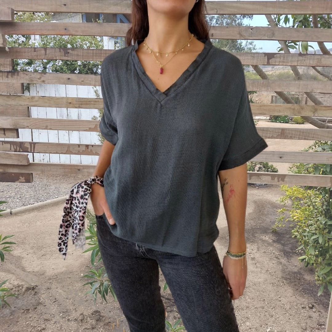 Summer new solid color cotton and linen V-neck short sleeves