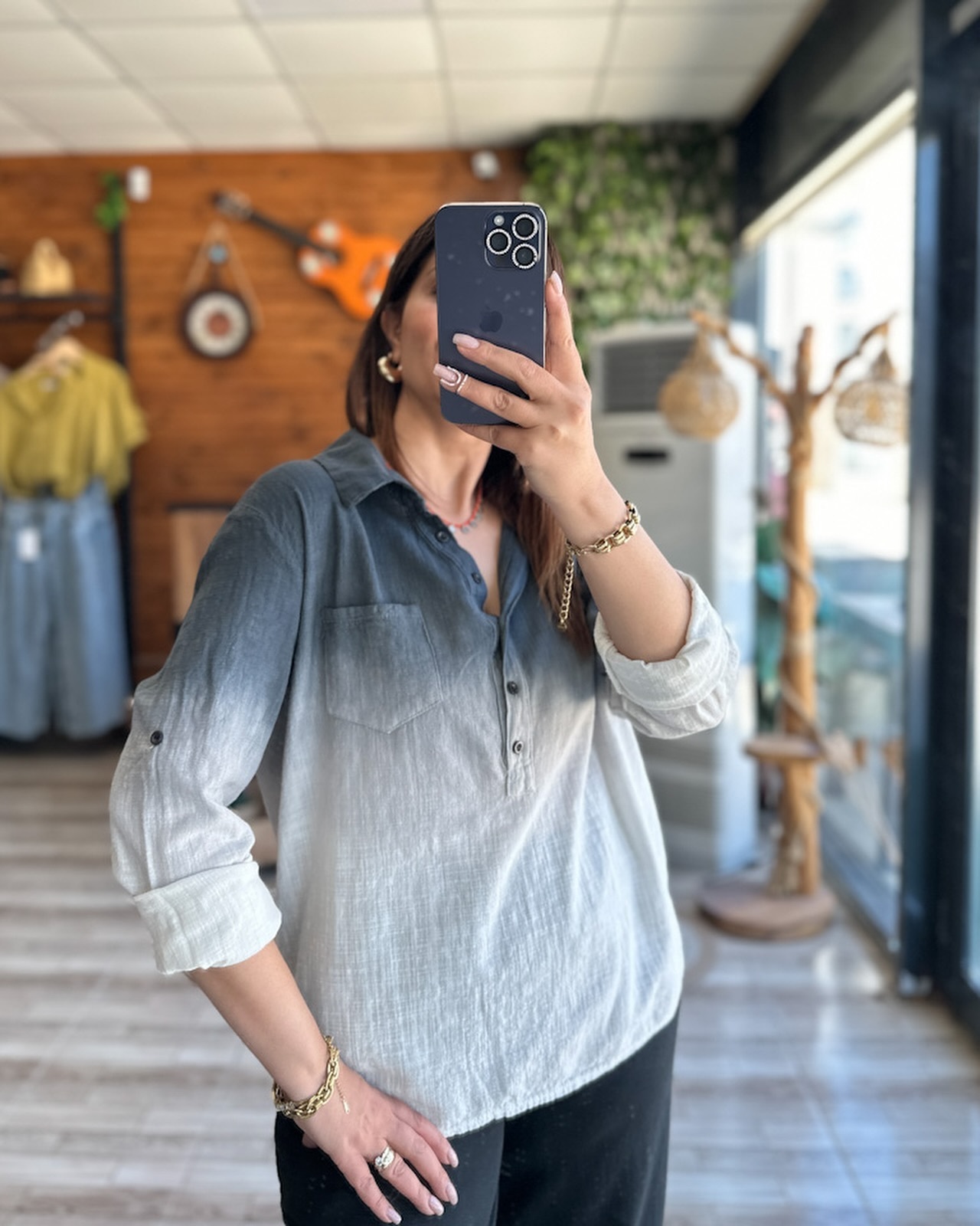Gradient loose cotton and linen adjustable sleeve shirt(Buy 2 get free shipping)