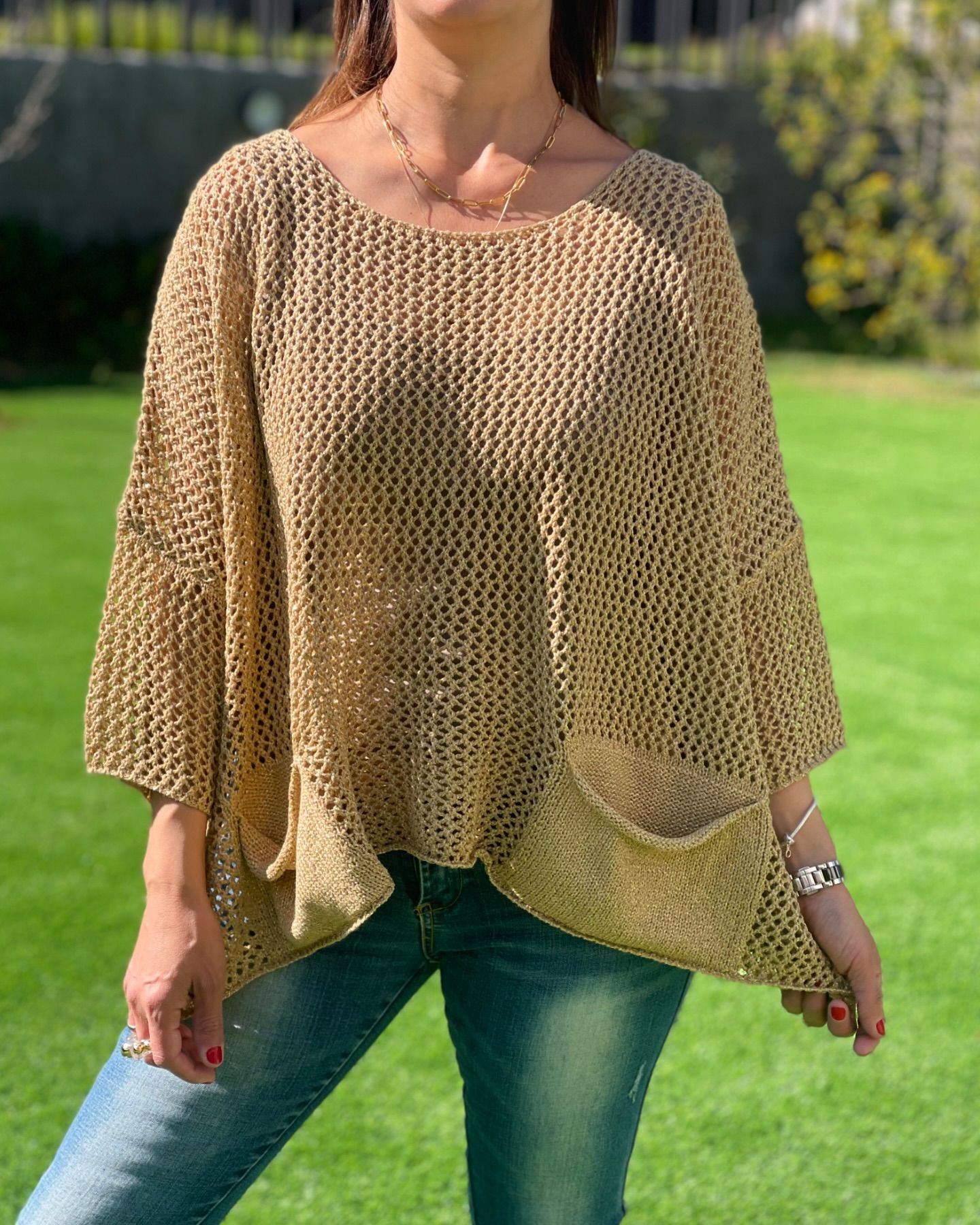 Women's three-quarter sleeve hollow pocket blouse