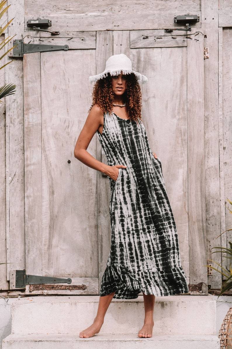 Maxi Tie Dye dress, Loose fit dress with pockets, handmade tie dye kaftan Striped linen