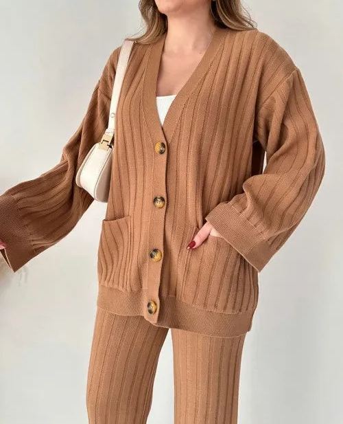 Ensemble Tricoté Chic pour un Style Sophistiqué