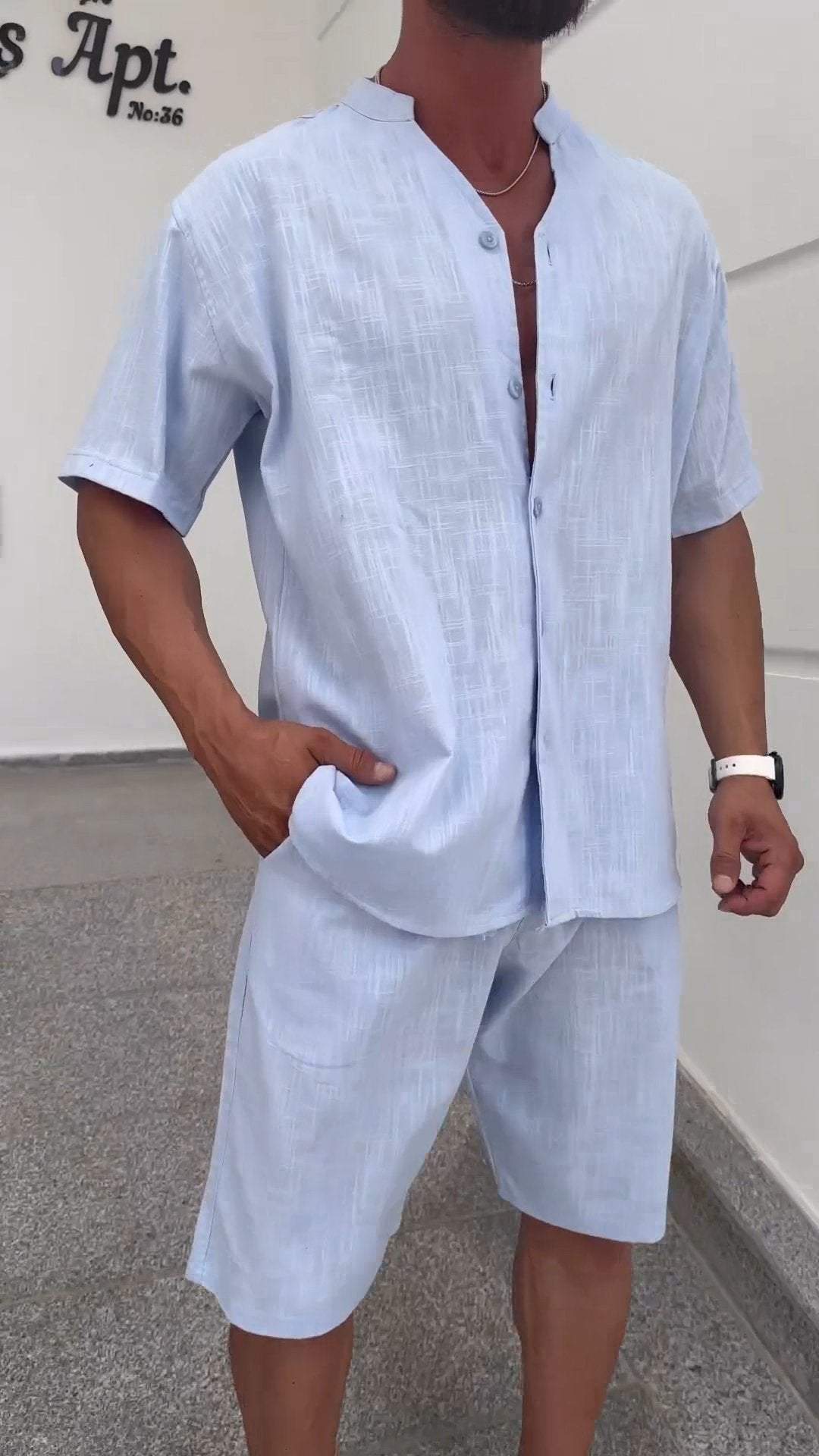 Men's V-neck Short-sleeved Casual Suit