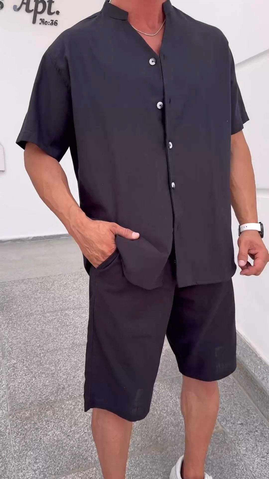 Men's V-neck Short-sleeved Casual Suit