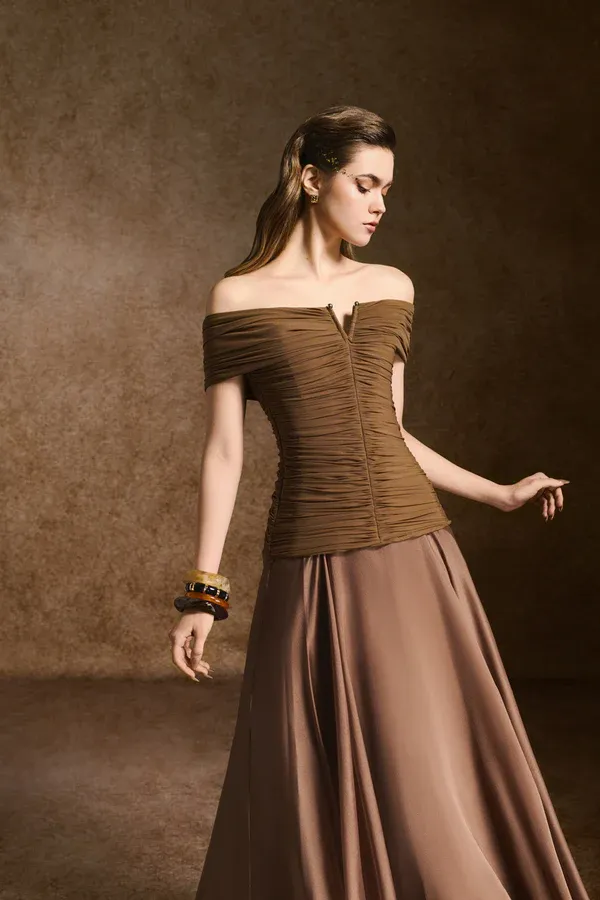 Toria Off Shoulder Ruched Maxi Dress In Brown