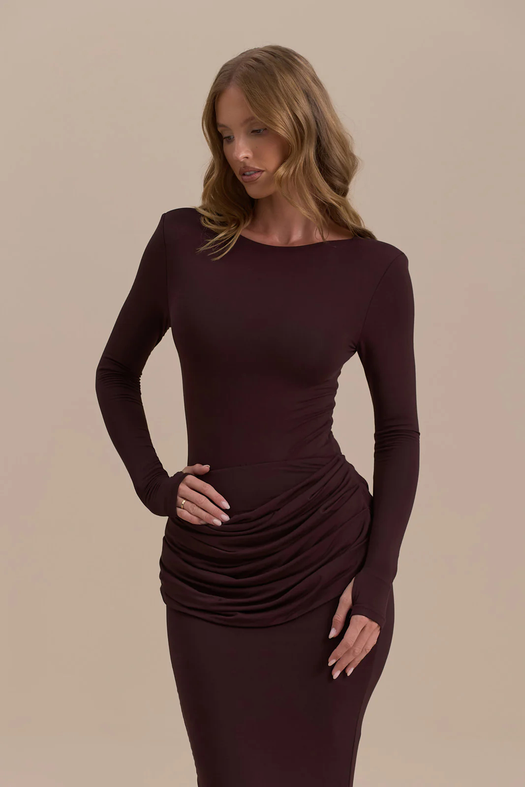 Kestrel Long Sleeve Bodycon Maxi Dress In Dark Brown