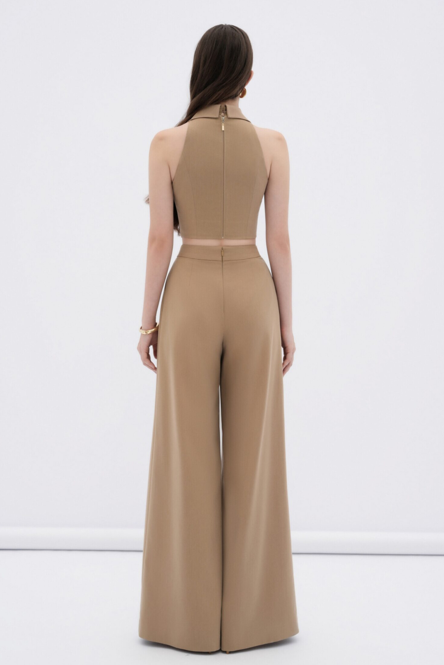 Zelda Sleeveless Folded Collar Pants Set In Khaki
