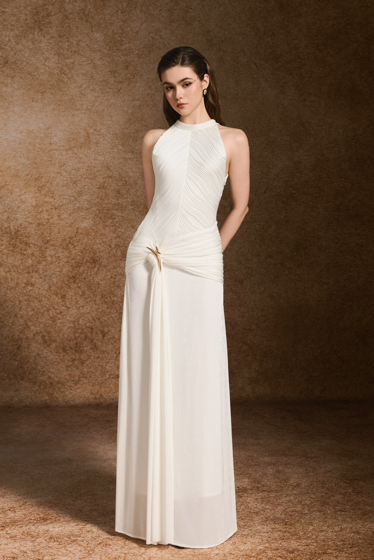Renay Halterneck Twisted Maxi Dress In White