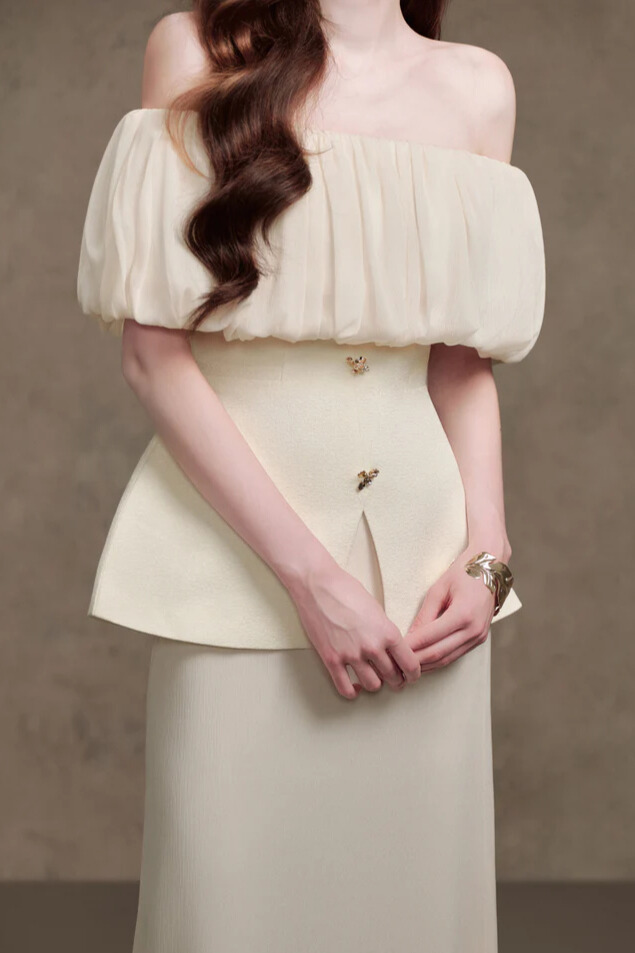 Wynne Off Shoulder Ruched Skirt Set In Apricot