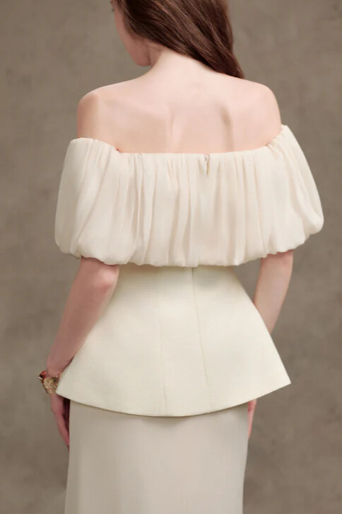 Wynne Off Shoulder Ruched Skirt Set In Apricot