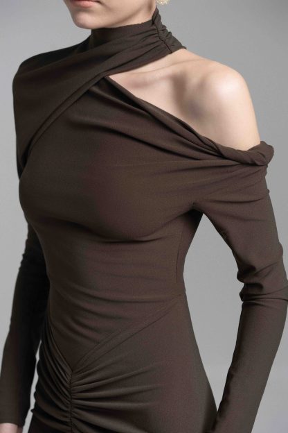 Tia Astmmetric Shoulder Ruched Maxi Dress In Brown