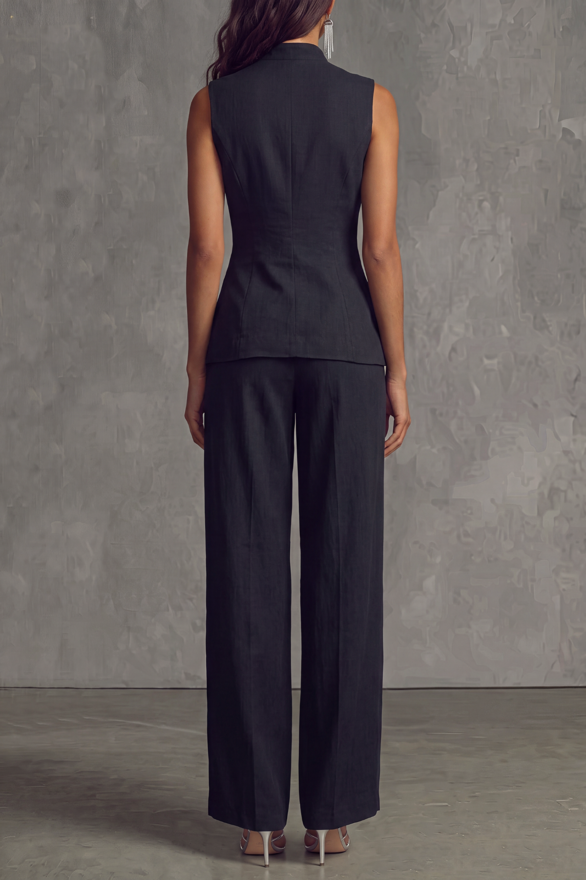 Noreva Sleeveless Button Split Pants Set In Black