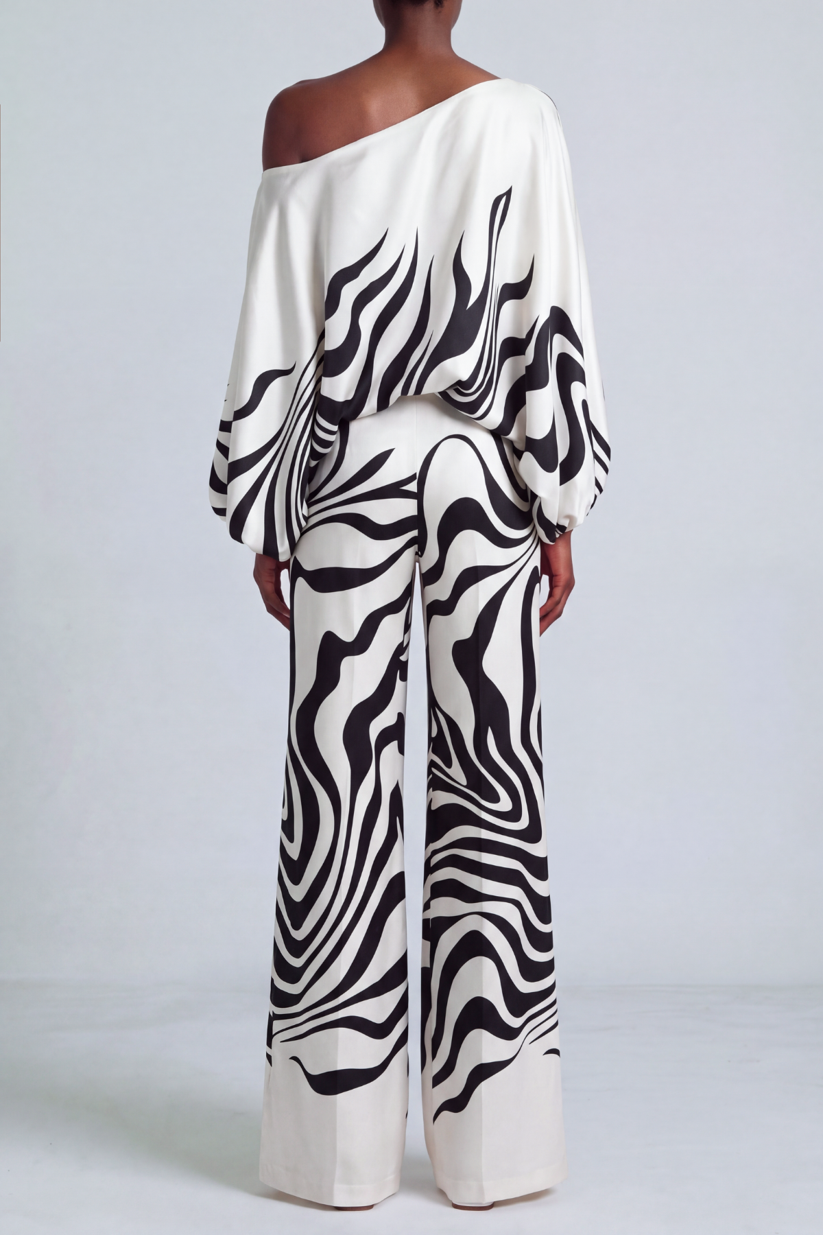 Valeria Off Shoulder Print Pants Set
