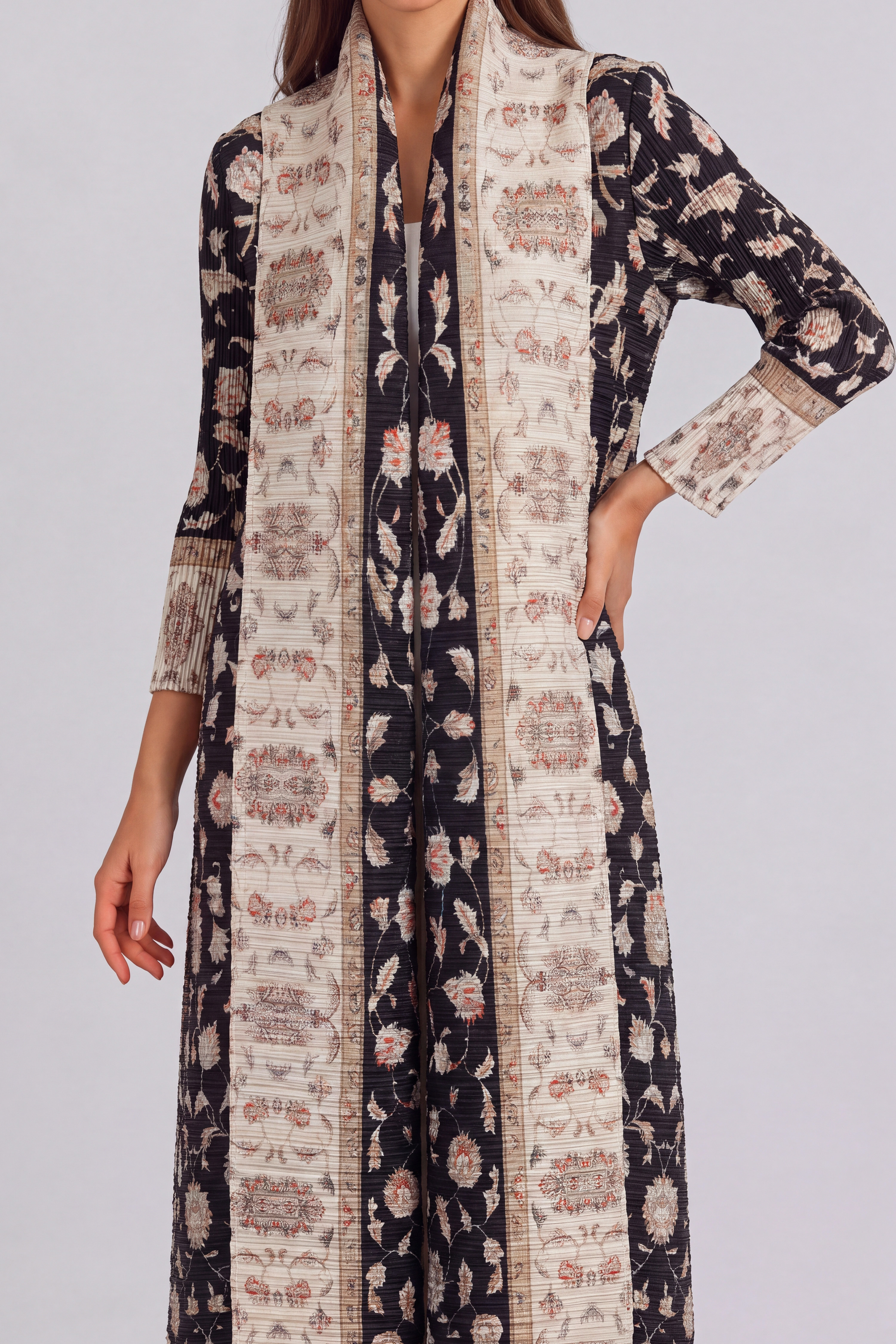 Vanessa Print Pleated Abaya Kimono In Black