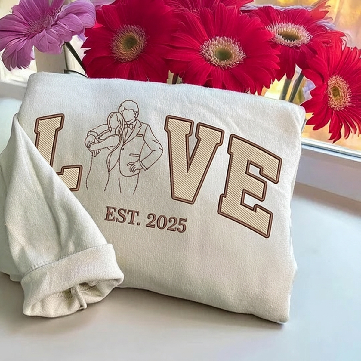 Custom Embroidered Outline Photo Couple LOVE Est Year Sweatshirt/Hoodie/T-shirt
