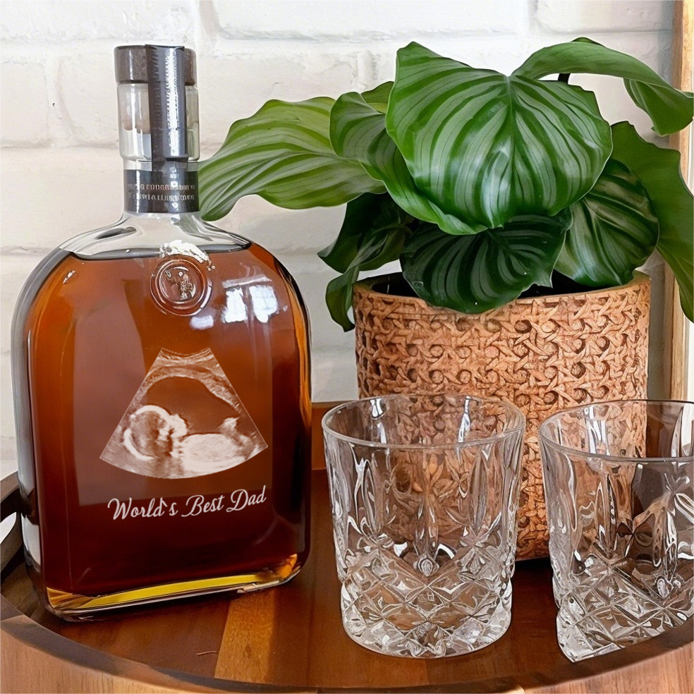 Custom 'World's Best Dad' Whiskey Bottle - Memorial Gift For New Fathers