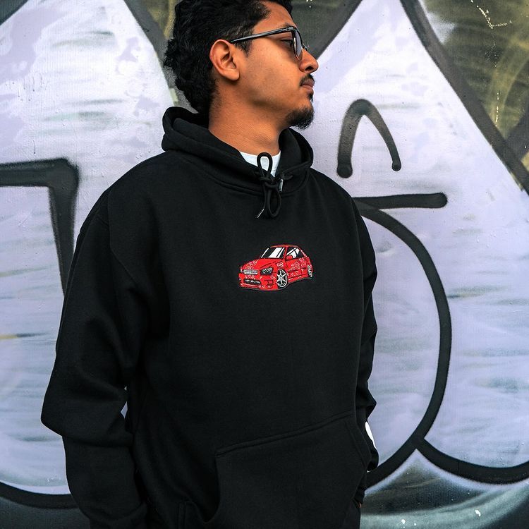 Custom Car Embroidered Crewneck & Hoodies – The Perfect Gift for Your Boyfriend or Husband!