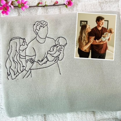 Custom Outline Embroidered Sweatshirt – Upload Your Special Moment Design, the Perfect Gift for Mom, Dad, Couples, and Family!