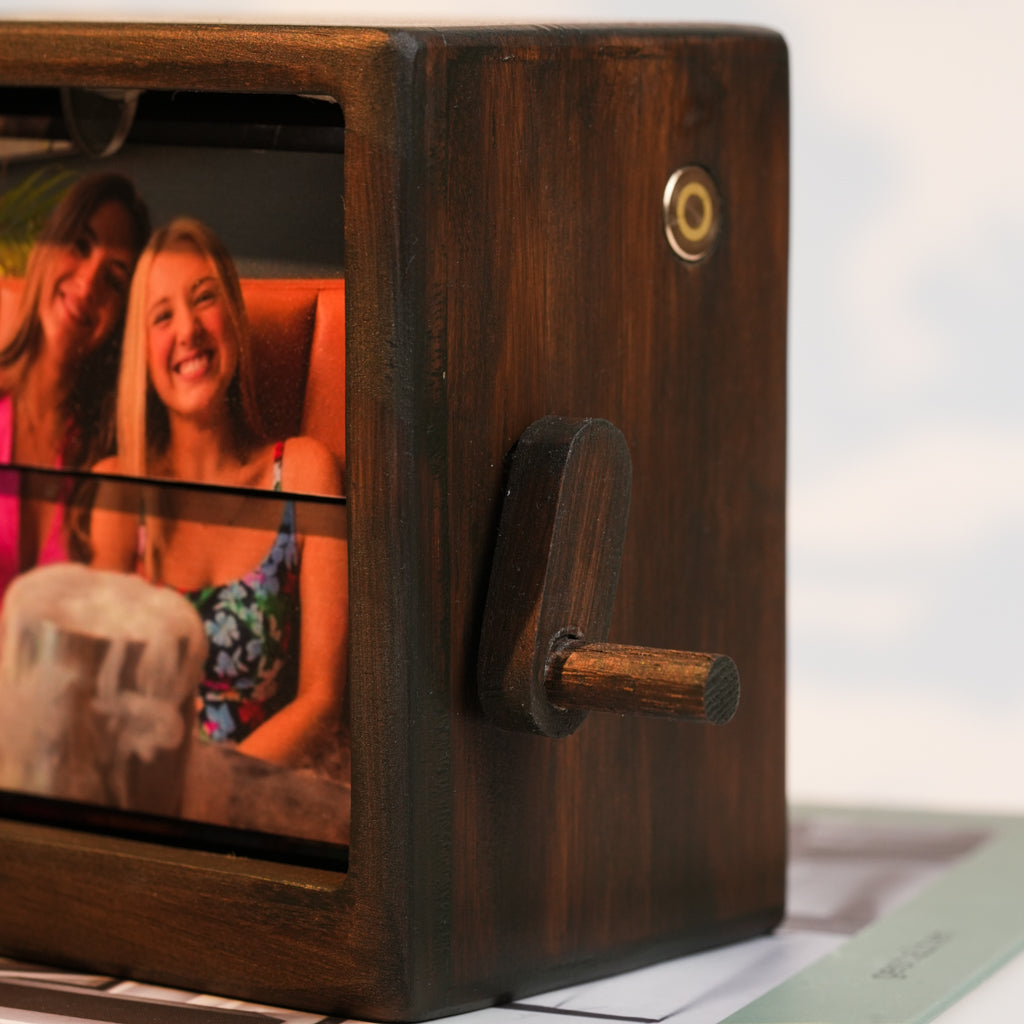 Flip Photo Box – Anime AI Photo Customizable Memory Album