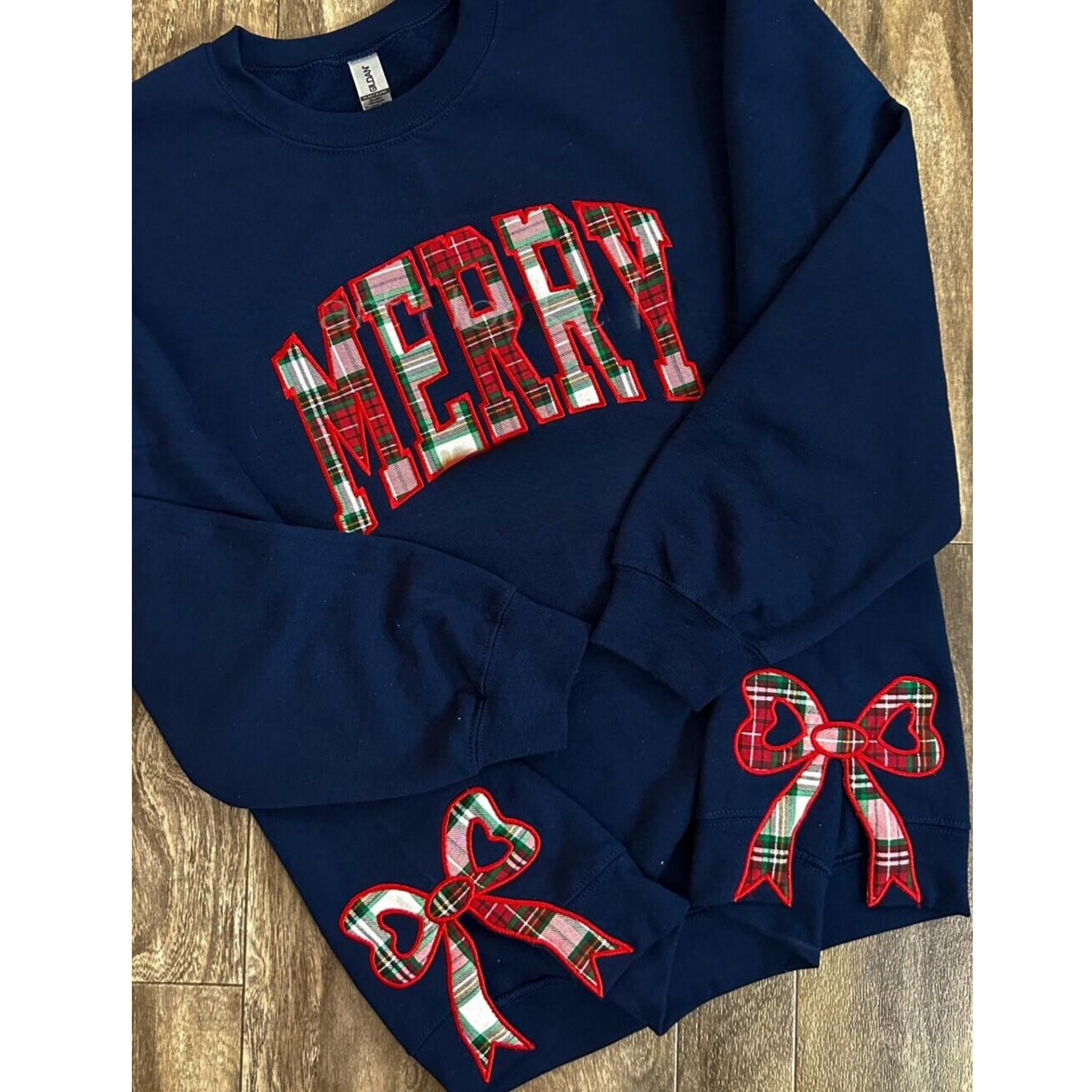 Trendy Merry Side Bow Cut-Out Sweatshirt - Cozy Plaid Christmas Pullover For Women