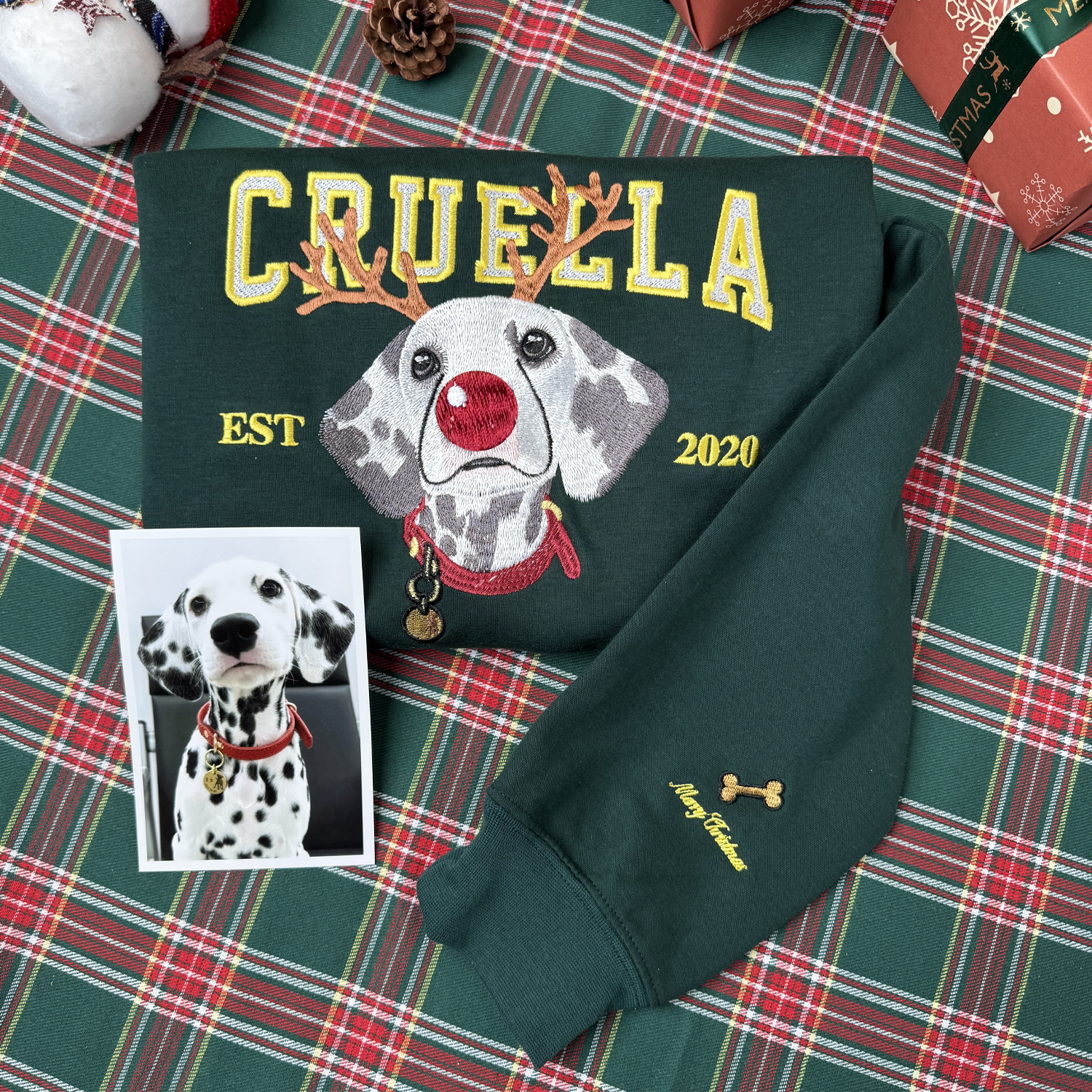 Customized Pet Face Pattern Christmas Reindeer Embroidered Sweatshirt/Hoodie