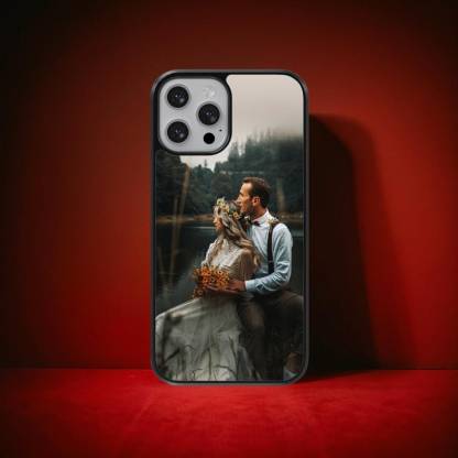 Customizable Phone Cases With Transforming Images Of Couples' Photos