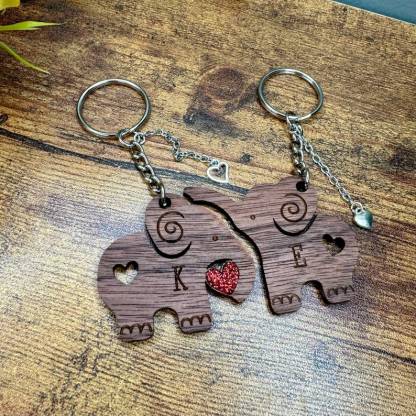 Interlocking Animal Couple Keychains – Personalized Matching Gift