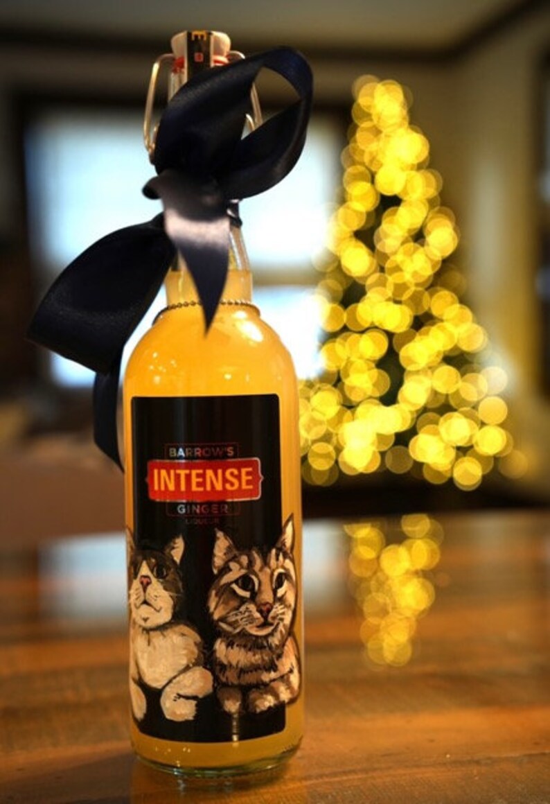 Personalized Pet Painting Whiskey Bottle - Gift For Pet Lovers