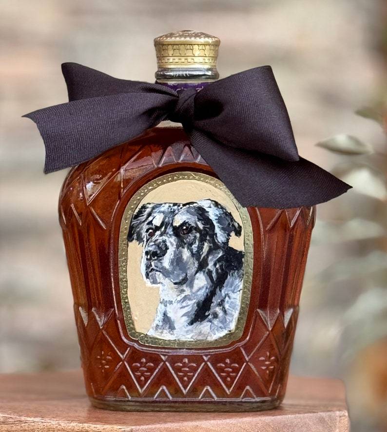 Custom Pet Portrait Whiskey Bottle - Gift For Pet Lovers