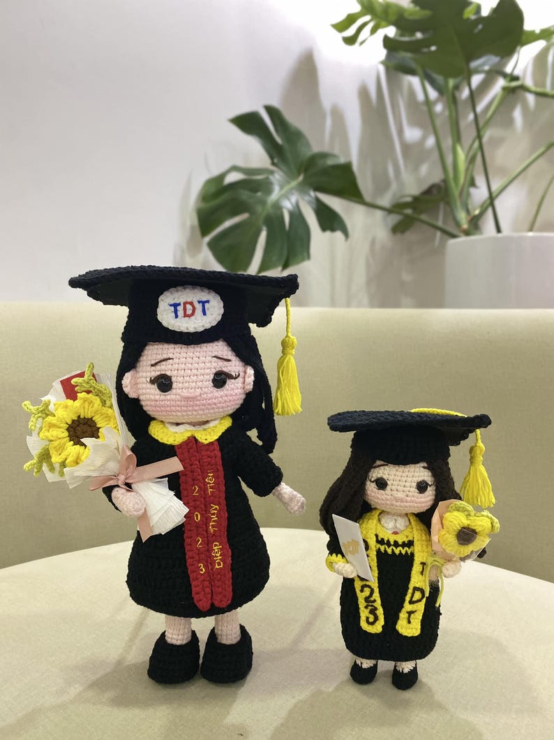 Custom Graduation Girl Crochet Doll – Personalized Graduation Memorial Gift For Her