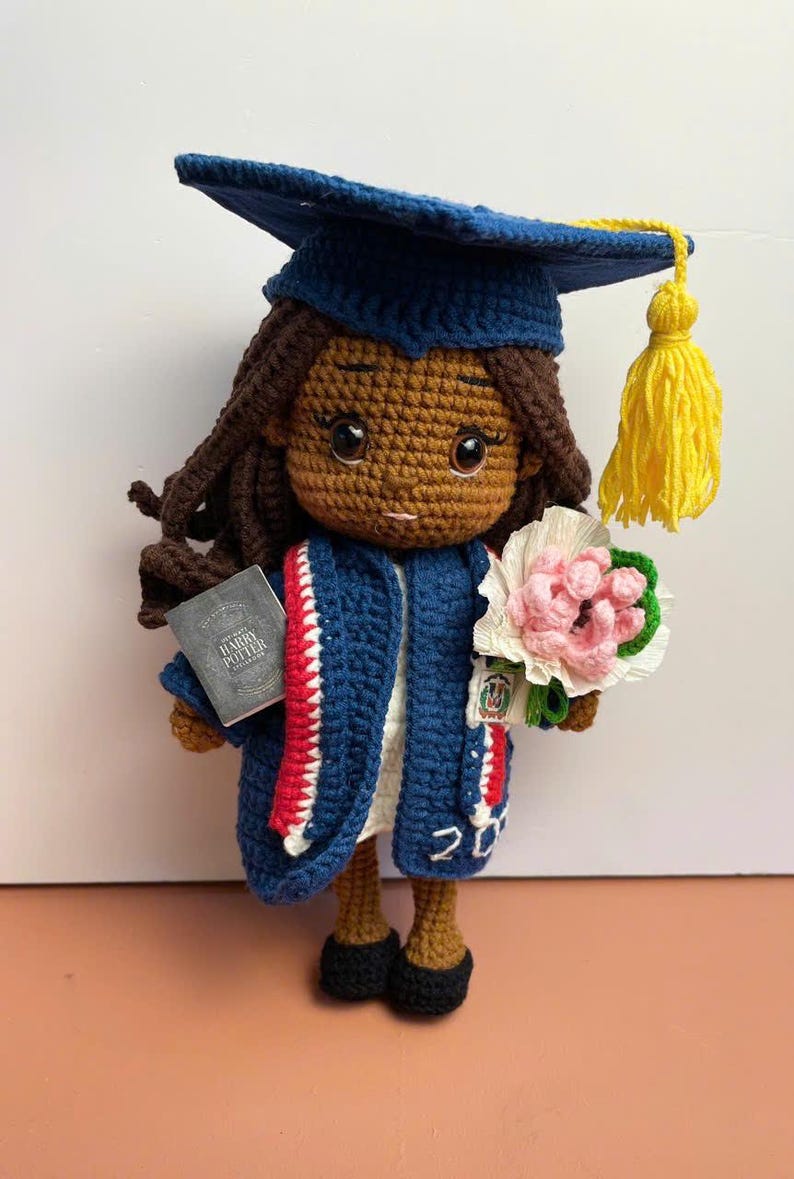 Custom Graduation Girl Crochet Doll – Personalized Graduation Memorial Gift For Her