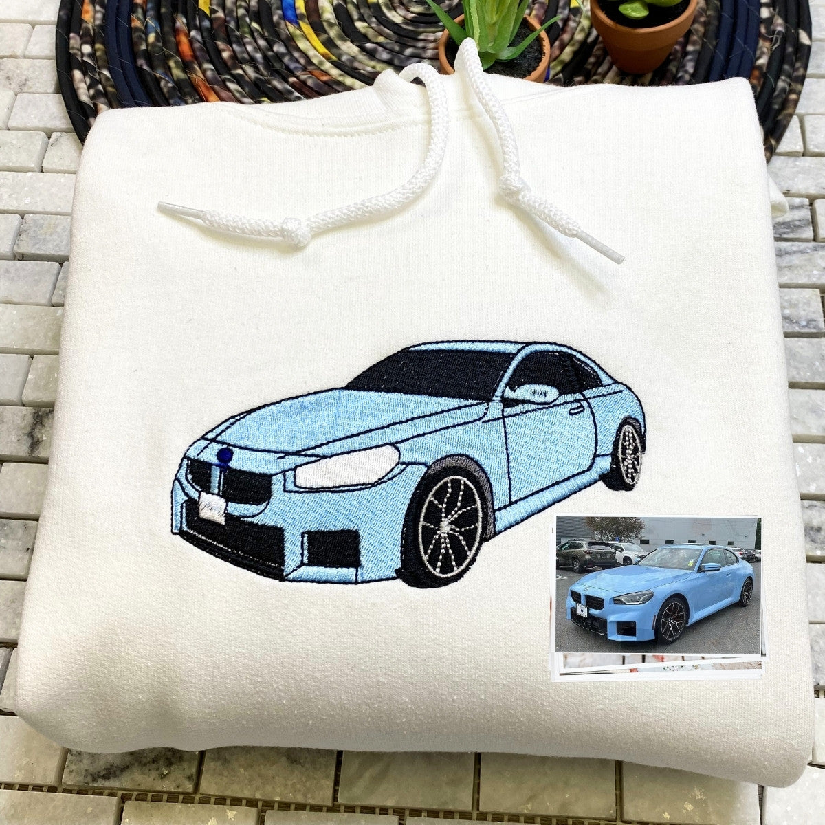 Custom Car Embroidered Shirts – A Stylish Gift for Car Enthusiasts and Couples