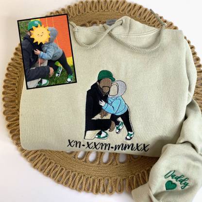 ❤️‍🔥Custom Full Color Embroidered Sweatshirt Portrait Couple/Dad/Mom - Family Gift