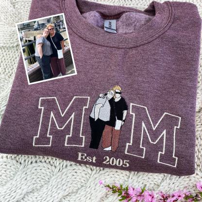 Custom Mama Sweatshirt, Photo Hoodie, Embroidered Mama and Kids Portrait, Varsity Shirt, Personalized Embroidery Shirt for Mom